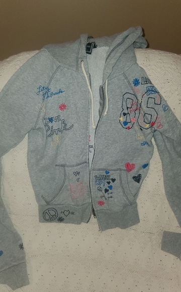 PINK Victoria's Secret Tops - ☆ HTF vintage embroidered vs pink hoodie